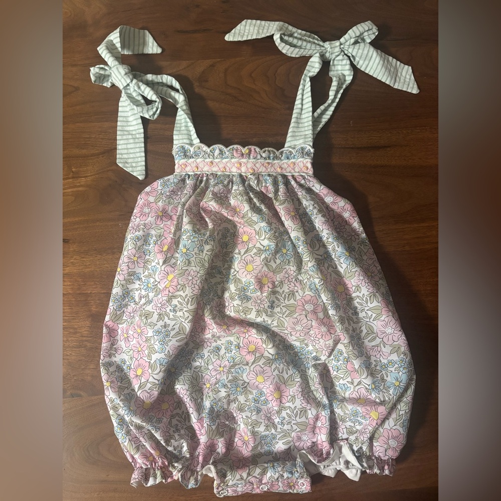 Girls Busy Bee Smocks Size 4T Floral Bubble Romper with Tie Straps - Pink & Blue